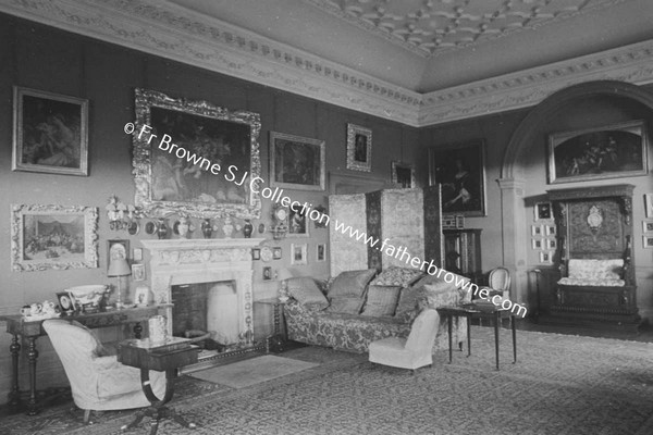 GLASLOUGH HOUSE DRAWING ROOM